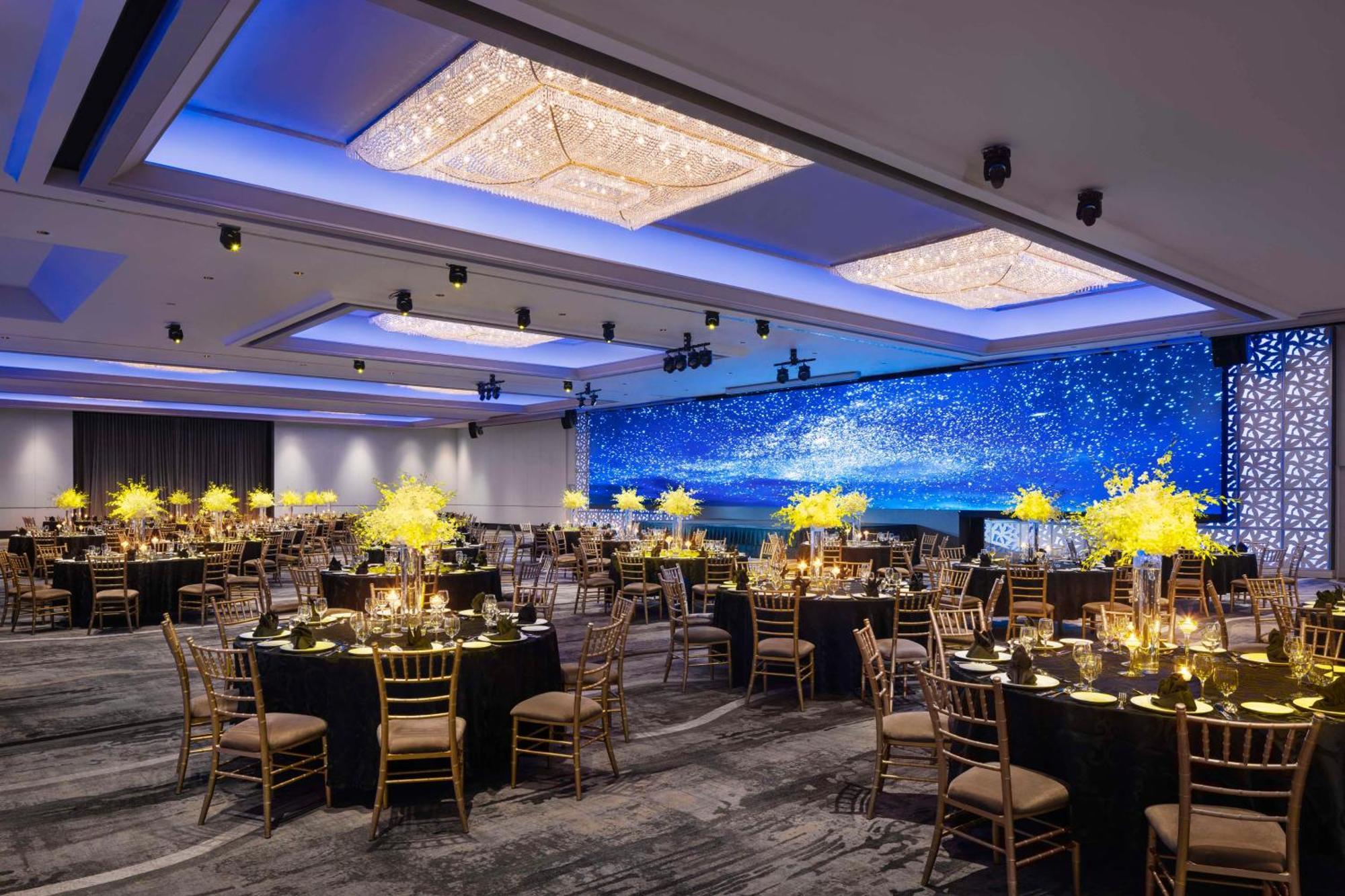 Hilton Singapore Orchard Kültér fotó The Grand Ballroom
